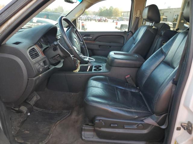 Photo 6 VIN: 1GNSCBE06BR248683 - CHEVROLET TAHOE 