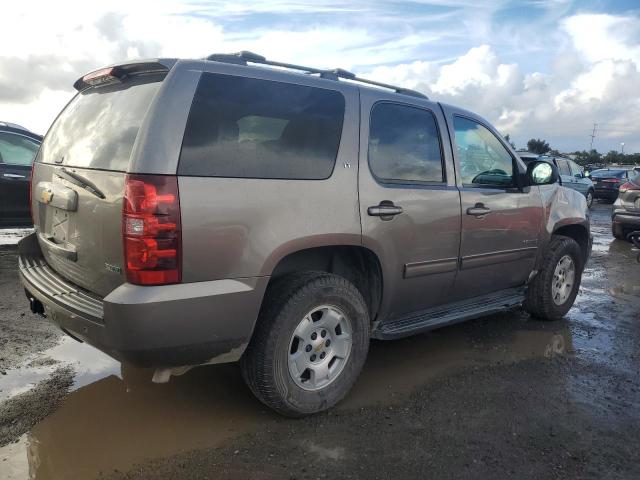 Photo 2 VIN: 1GNSCBE06CR162016 - CHEVROLET TAHOE 