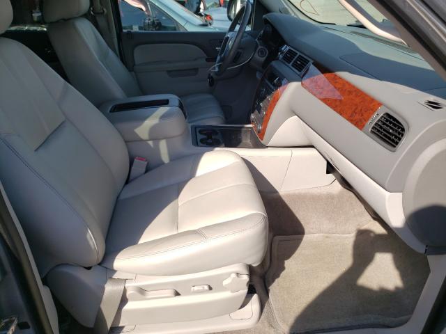 Photo 4 VIN: 1GNSCBE06CR253013 - CHEVROLET TAHOE C150 