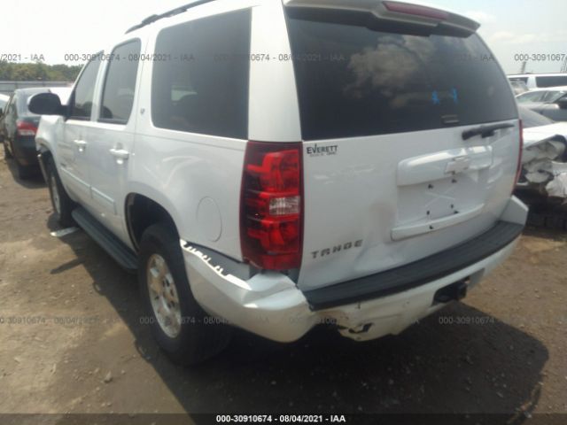 Photo 2 VIN: 1GNSCBE06DR296302 - CHEVROLET TAHOE 