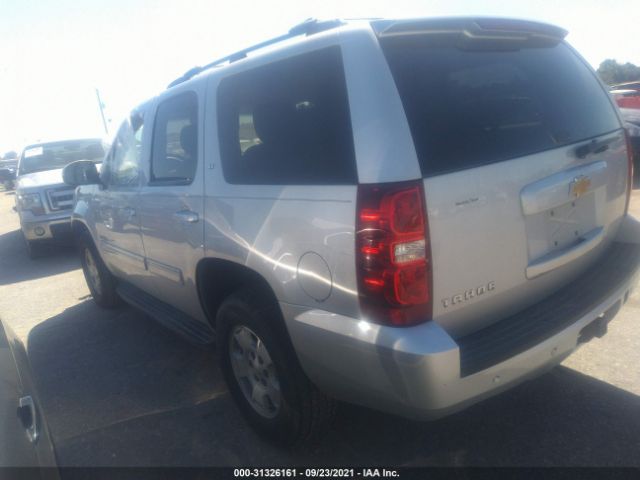 Photo 2 VIN: 1GNSCBE07DR324513 - CHEVROLET TAHOE 