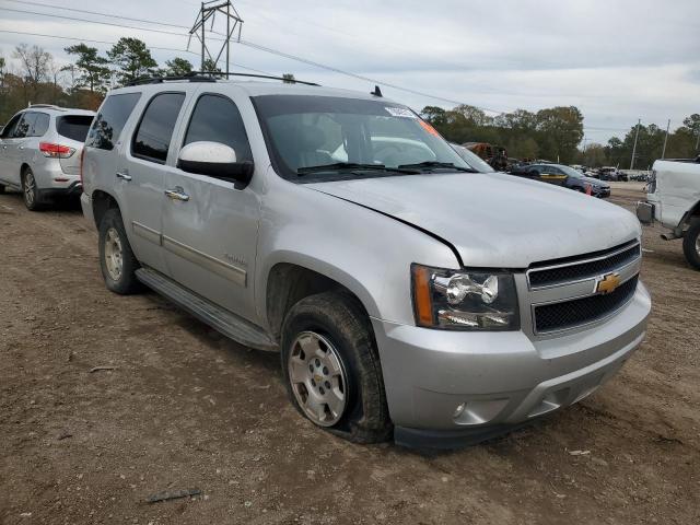 Photo 3 VIN: 1GNSCBE08CR161983 - CHEVROLET TAHOE 