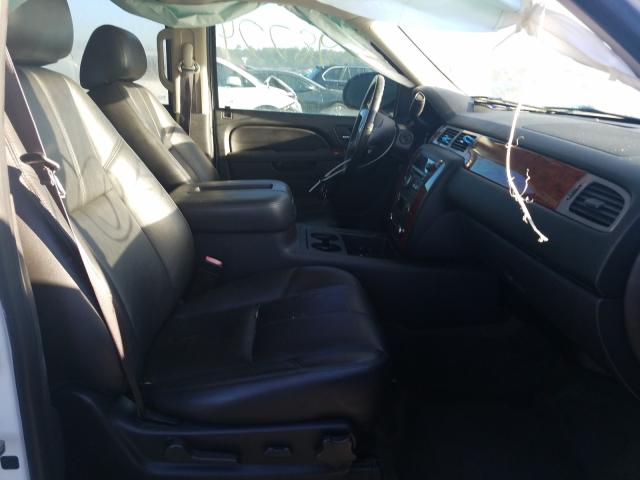 Photo 4 VIN: 1GNSCBE08ER129683 - CHEVROLET TAHOE C150 