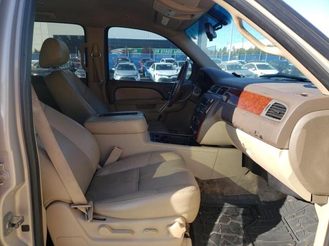 Photo 4 VIN: 1GNSCBE09BR192786 - CHEVROLET TAHOE C150 