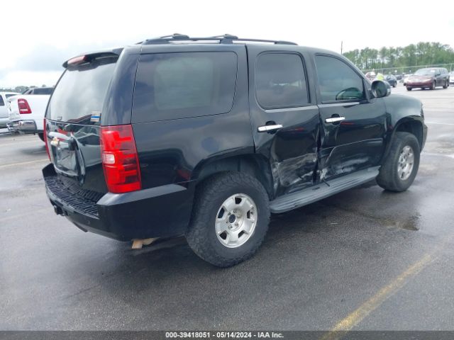 Photo 3 VIN: 1GNSCBE09CR101646 - CHEVROLET TAHOE 