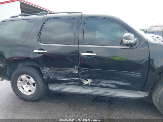 Photo 5 VIN: 1GNSCBE09CR101646 - CHEVROLET TAHOE 