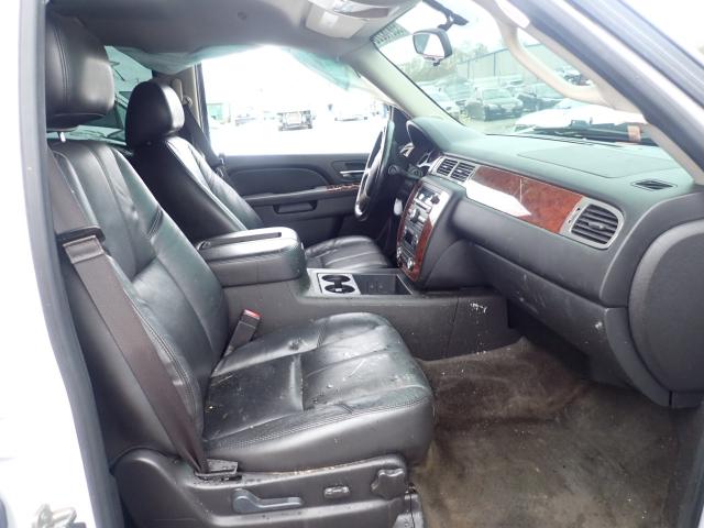 Photo 4 VIN: 1GNSCBE09DR217186 - CHEVROLET TAHOE C150 