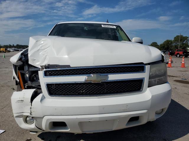 Photo 4 VIN: 1GNSCBE0XBR189234 - CHEVROLET TAHOE C150 