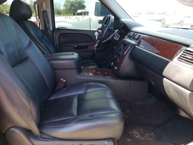 Photo 4 VIN: 1GNSCBE0XER232149 - CHEVROLET TAHOE C150 