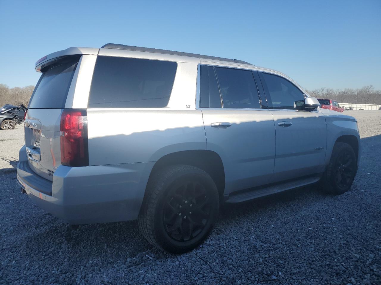 Photo 2 VIN: 1GNSCBKC0GR245803 - CHEVROLET TAHOE 