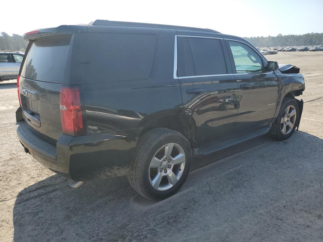 Photo 2 VIN: 1GNSCBKC0GR408644 - CHEVROLET TAHOE 