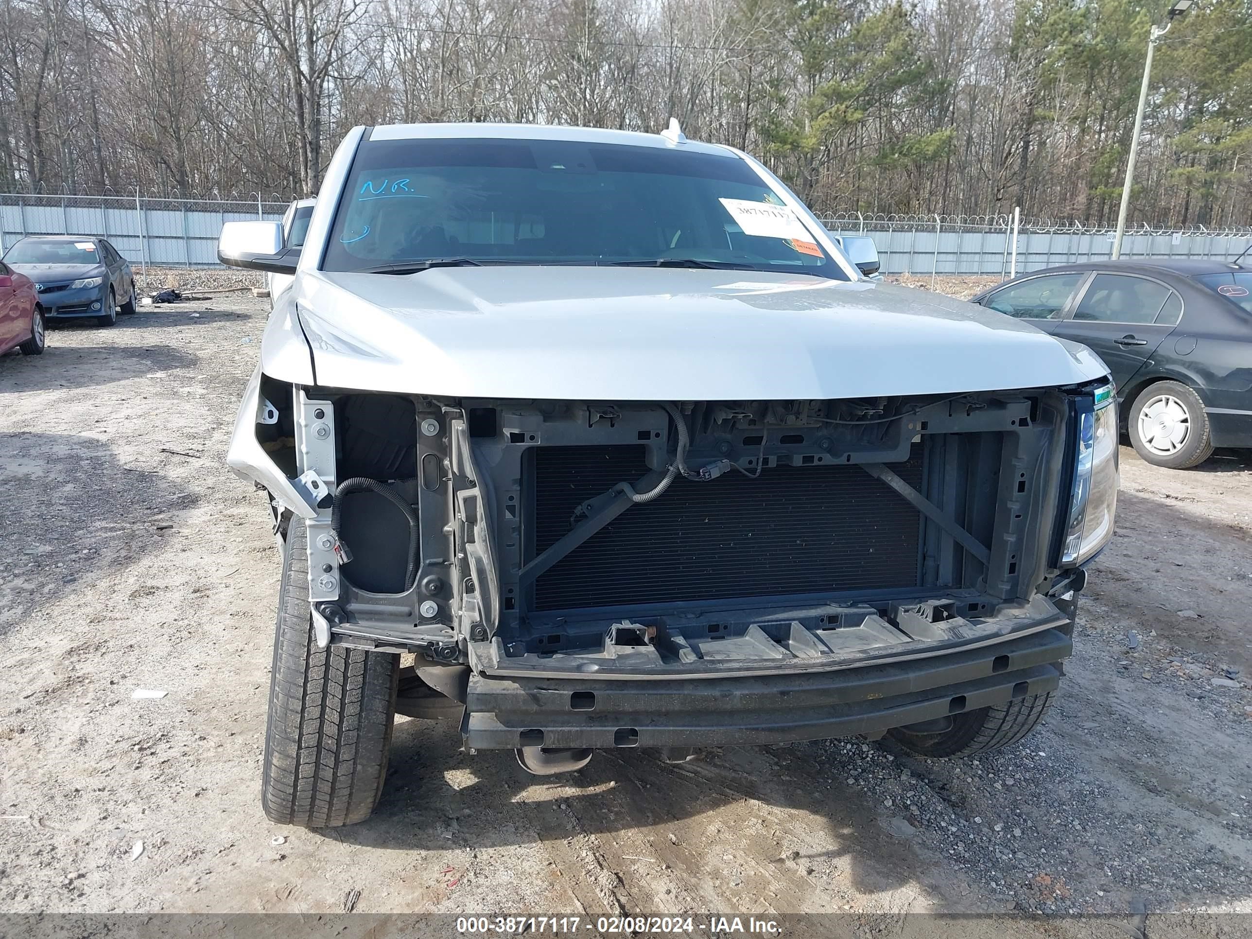 Photo 12 VIN: 1GNSCBKC1FR516155 - CHEVROLET TAHOE 