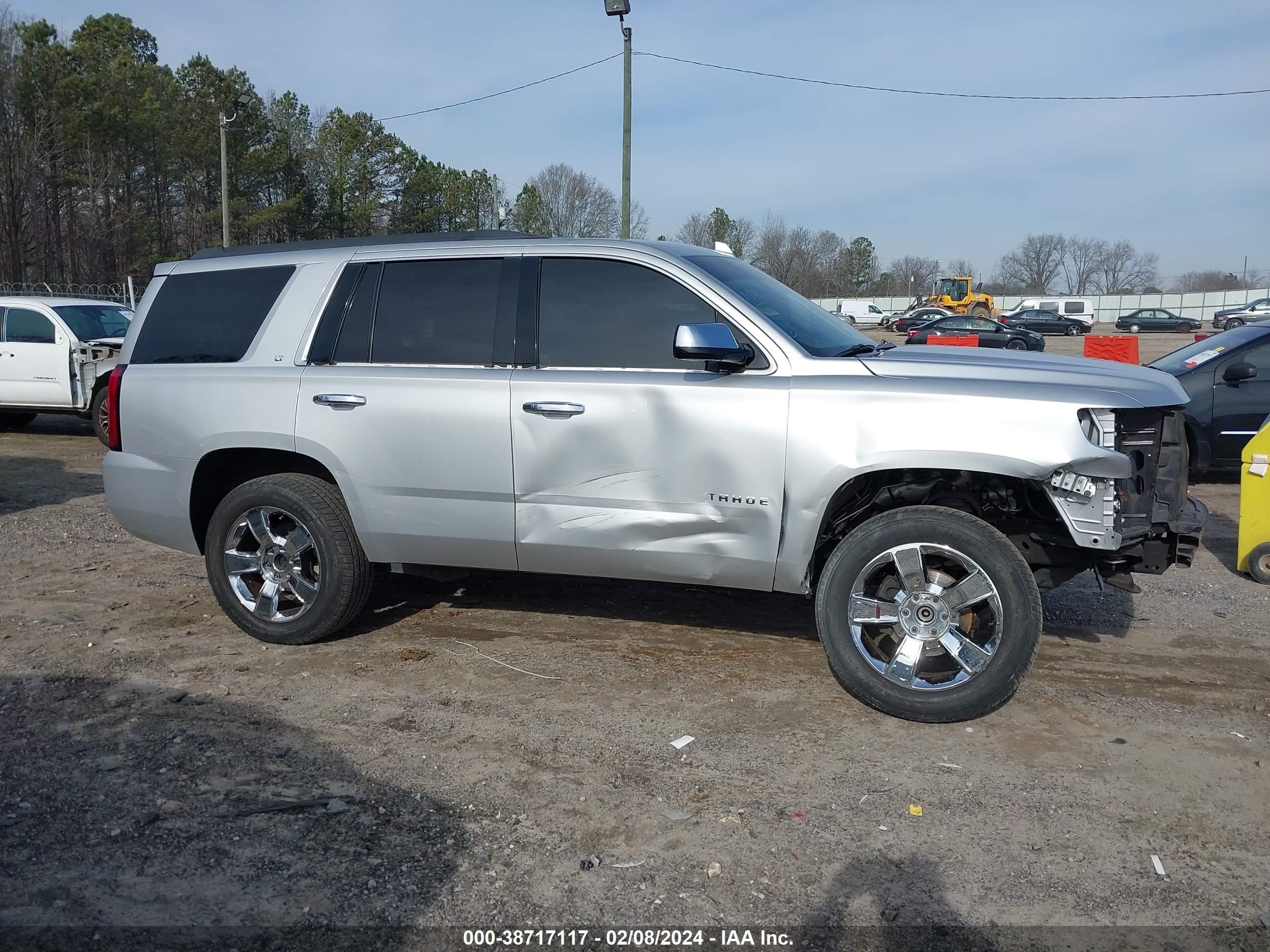 Photo 13 VIN: 1GNSCBKC1FR516155 - CHEVROLET TAHOE 