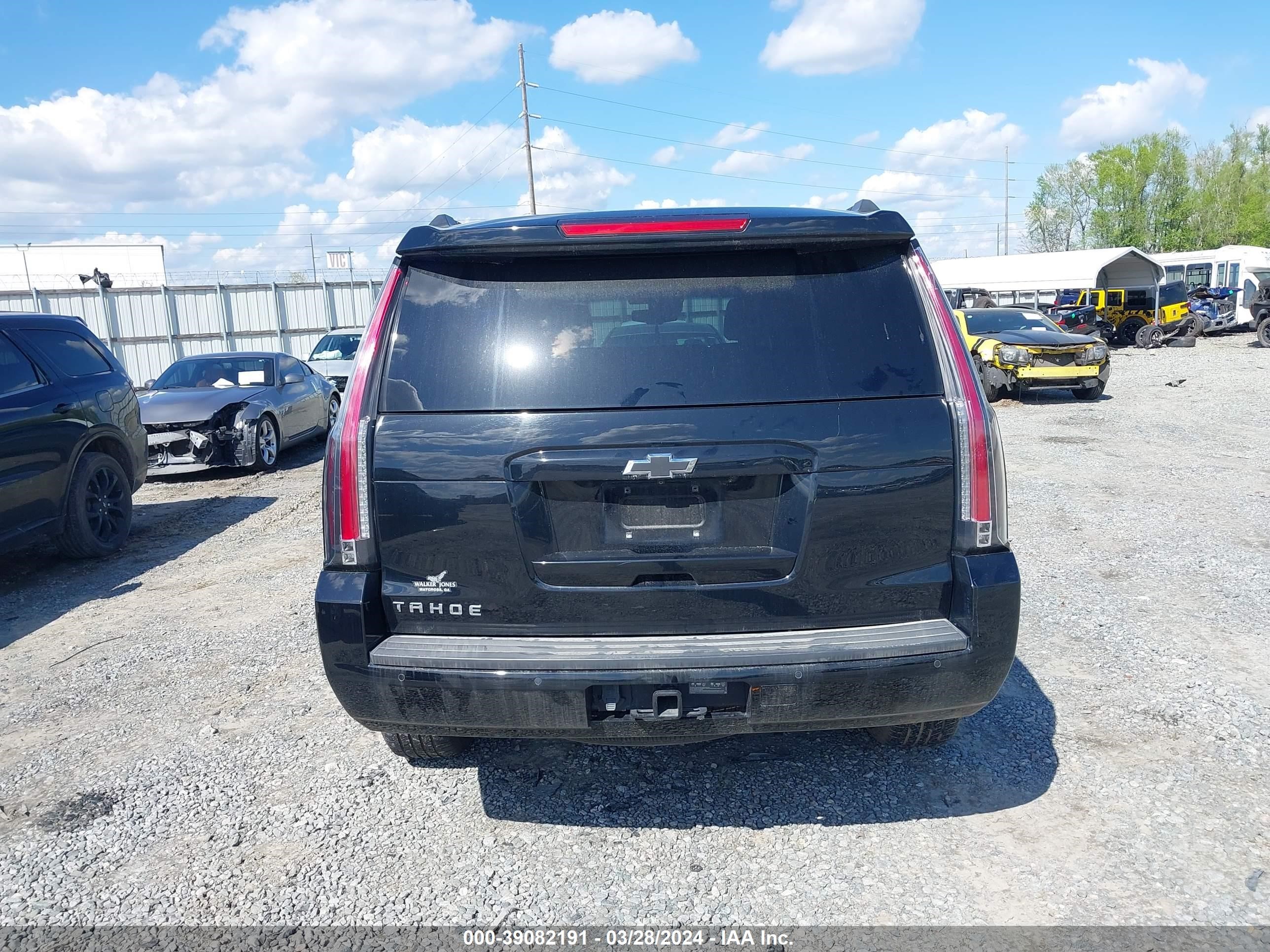 Photo 15 VIN: 1GNSCBKC1KR394911 - CHEVROLET TAHOE 