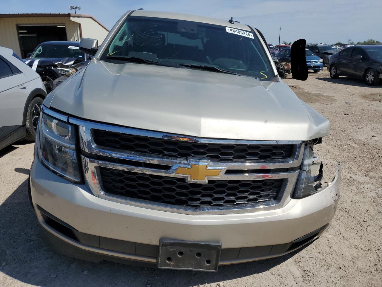 Photo 4 VIN: 1GNSCBKC2FR294855 - CHEVROLET TAHOE 