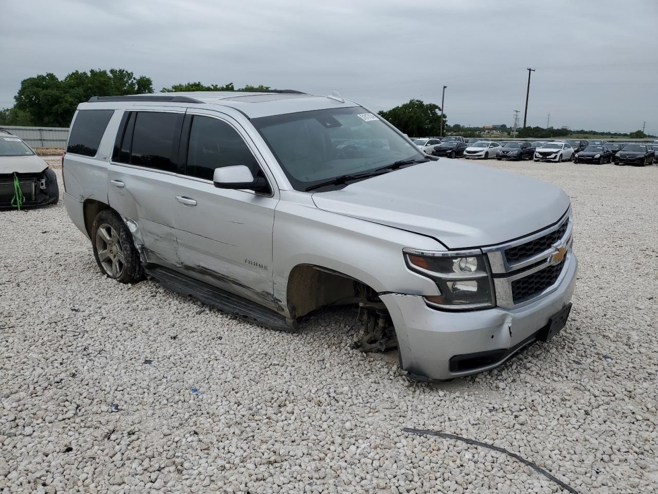 Photo 3 VIN: 1GNSCBKC2GR269021 - CHEVROLET TAHOE 