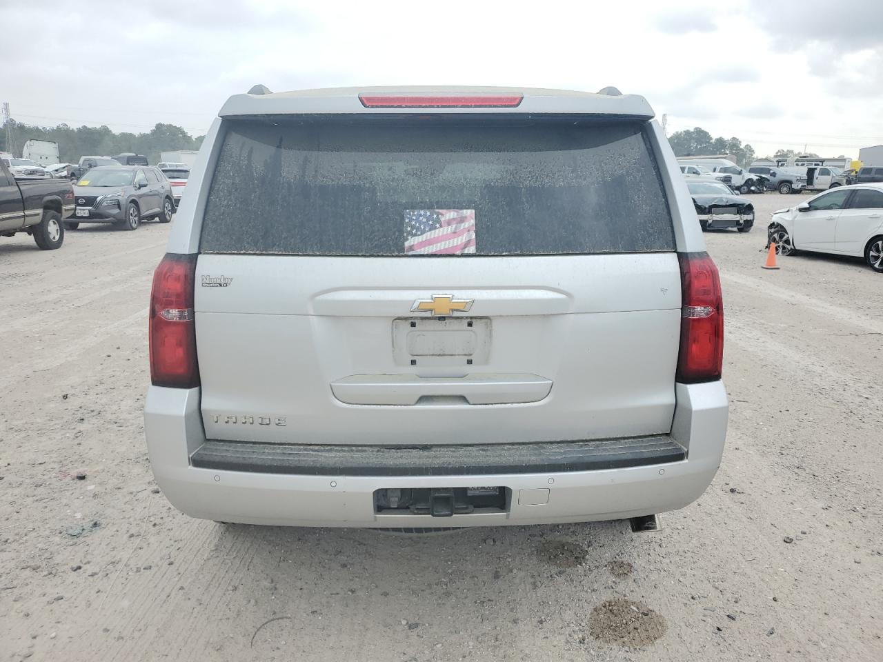 Photo 5 VIN: 1GNSCBKC3GR300003 - CHEVROLET TAHOE 