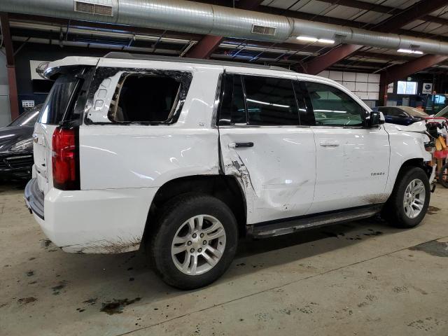 Photo 2 VIN: 1GNSCBKC3JR241641 - CHEVROLET TAHOE 