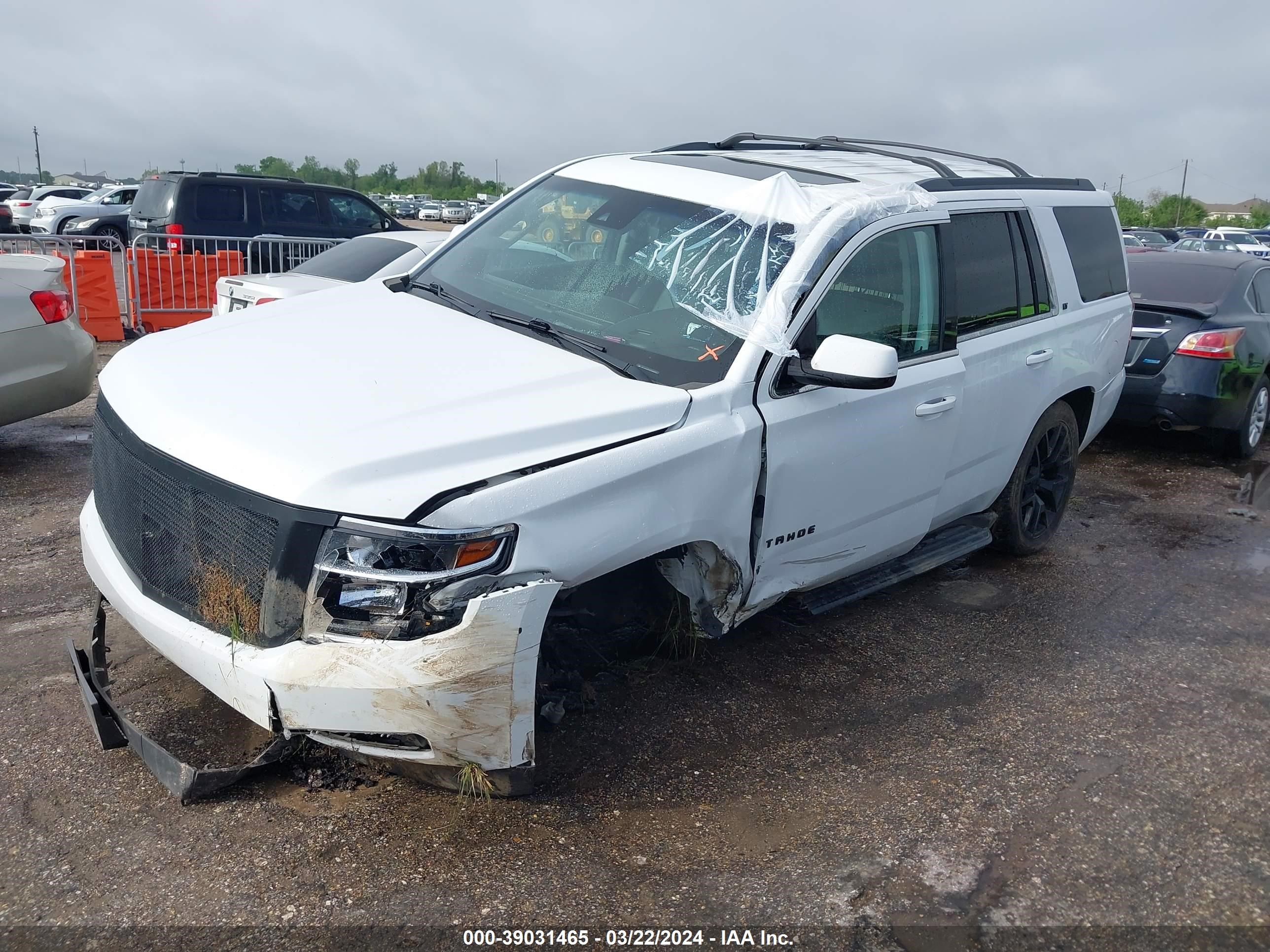 Photo 1 VIN: 1GNSCBKC4HR301274 - CHEVROLET TAHOE 