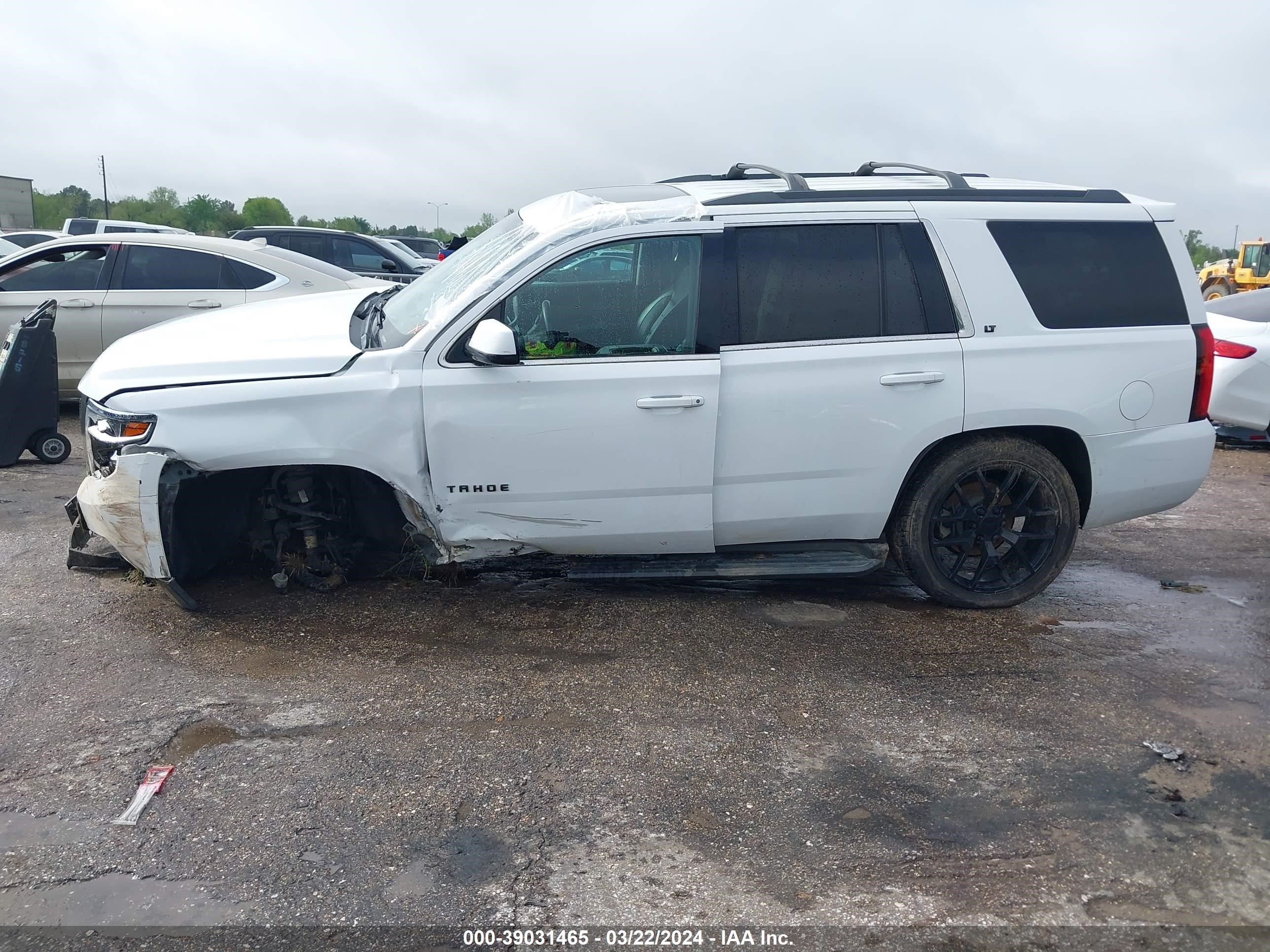 Photo 13 VIN: 1GNSCBKC4HR301274 - CHEVROLET TAHOE 