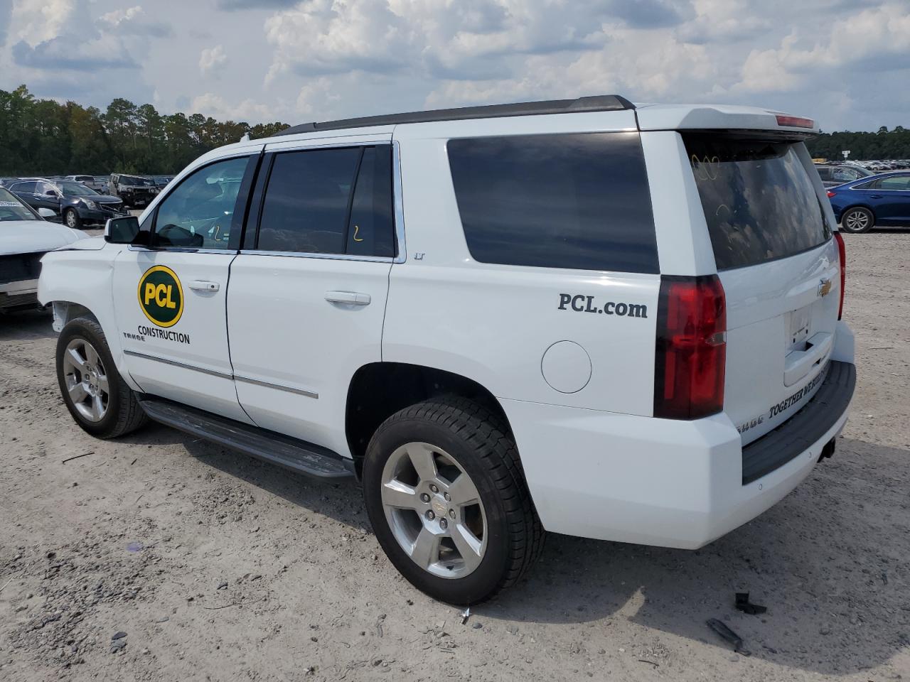 Photo 1 VIN: 1GNSCBKC5HR345302 - CHEVROLET TAHOE 