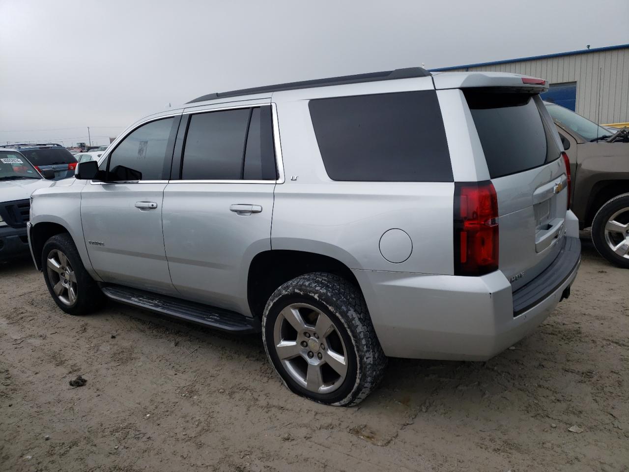 Photo 1 VIN: 1GNSCBKC6HR289970 - CHEVROLET TAHOE 