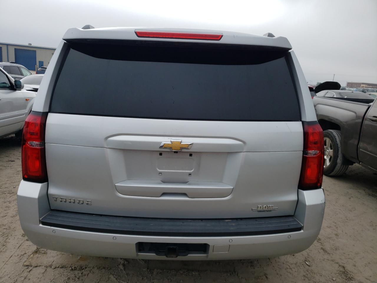 Photo 5 VIN: 1GNSCBKC6HR289970 - CHEVROLET TAHOE 