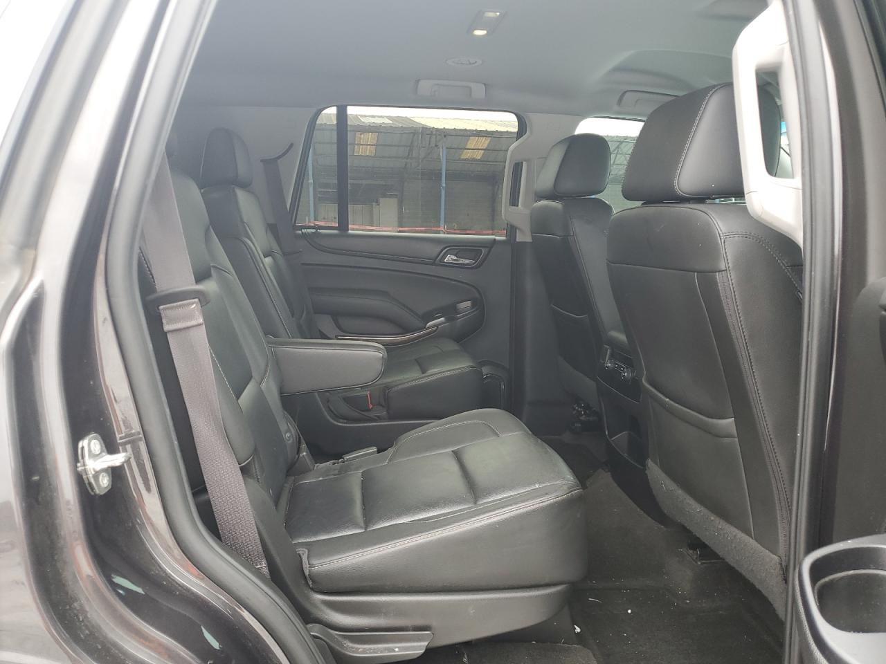 Photo 10 VIN: 1GNSCBKC8GR106549 - CHEVROLET TAHOE 