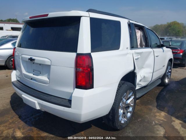 Photo 3 VIN: 1GNSCBKC8JR173983 - CHEVROLET TAHOE 