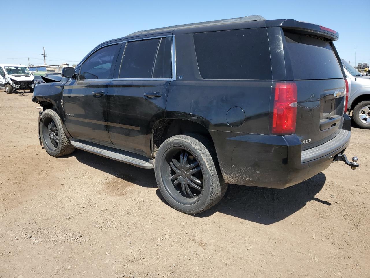 Photo 1 VIN: 1GNSCBKCXFR232622 - CHEVROLET TAHOE 