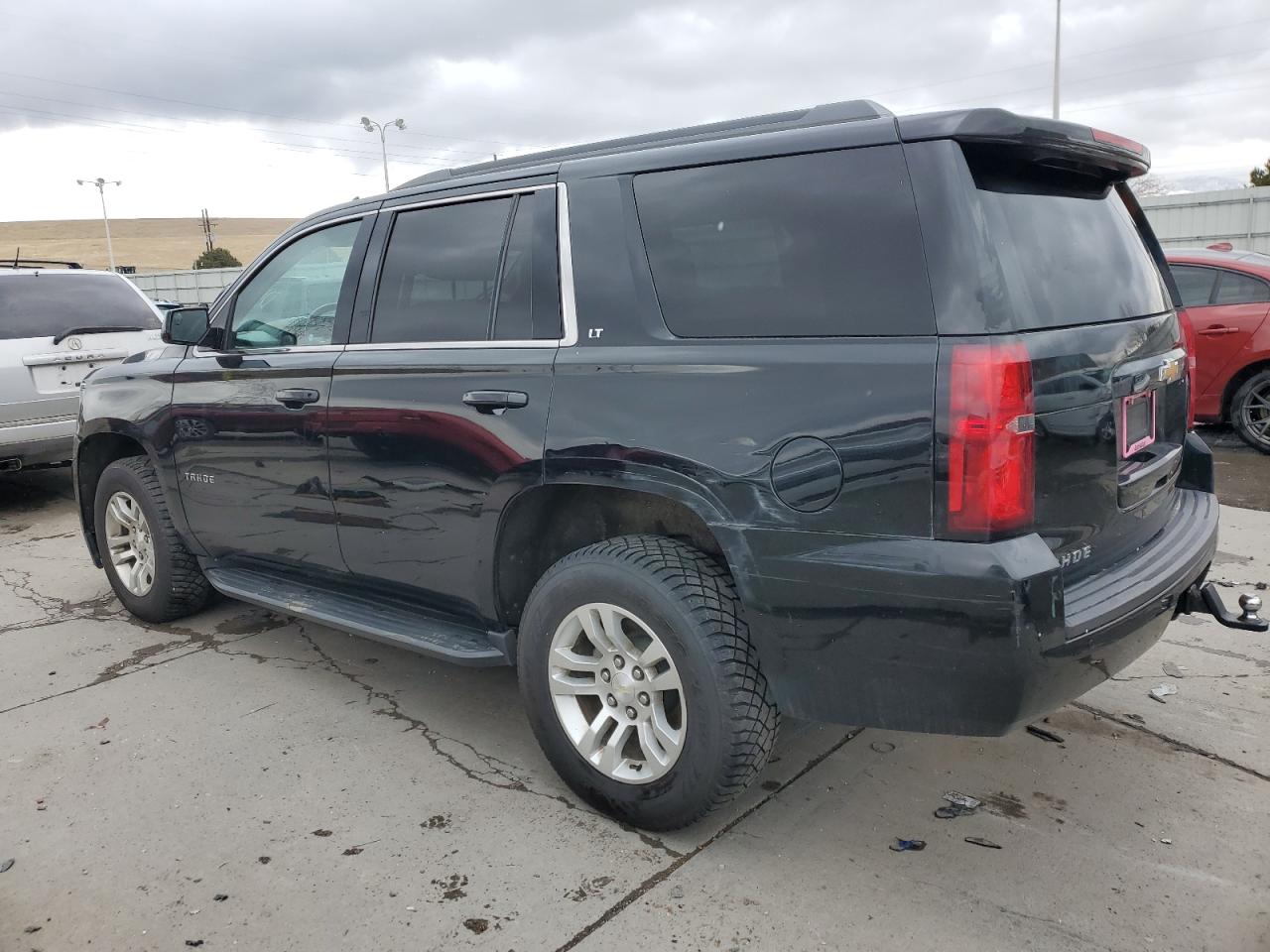 Photo 1 VIN: 1GNSCBKCXJR363882 - CHEVROLET TAHOE 