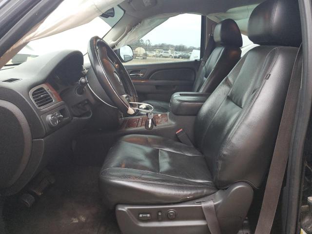 Photo 6 VIN: 1GNSCCE00BR393496 - CHEVROLET TAHOE 