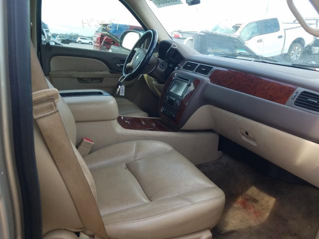 Photo 4 VIN: 1GNSCCE00DR186867 - CHEVROLET TAHOE C150 