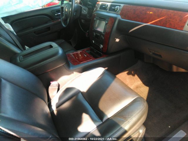 Photo 4 VIN: 1GNSCCE00ER178253 - CHEVROLET TAHOE 