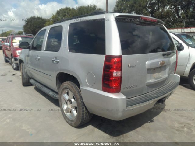 Photo 2 VIN: 1GNSCCE01BR307578 - CHEVROLET TAHOE 