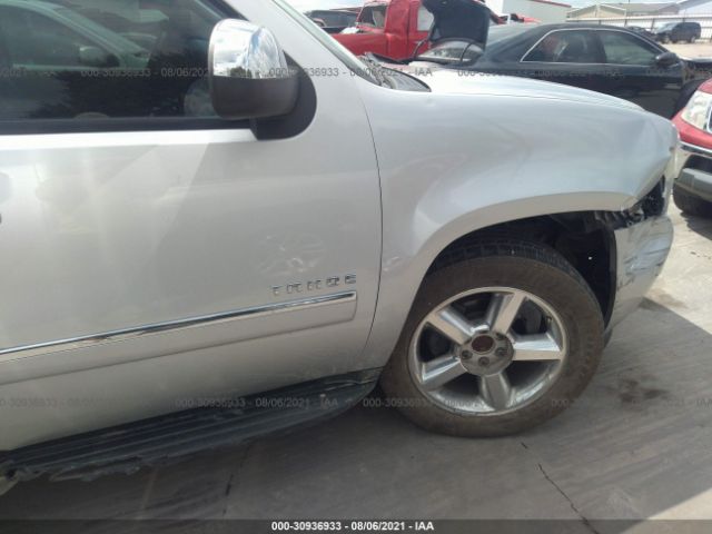 Photo 5 VIN: 1GNSCCE01BR307578 - CHEVROLET TAHOE 