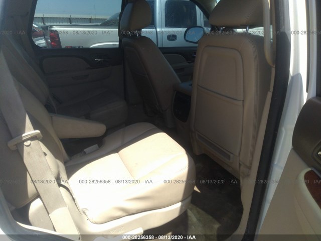 Photo 7 VIN: 1GNSCCE02BR397758 - CHEVROLET TAHOE 