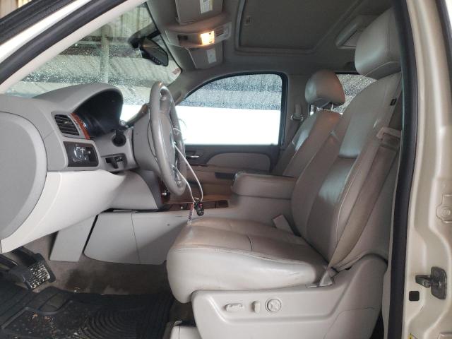 Photo 6 VIN: 1GNSCCE02DR375441 - CHEVROLET TAHOE 