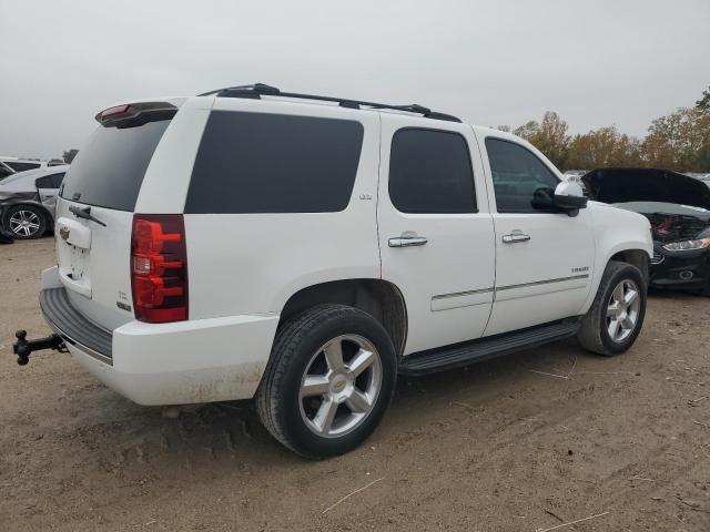 Photo 2 VIN: 1GNSCCE03BR179098 - CHEVROLET TAHOE 