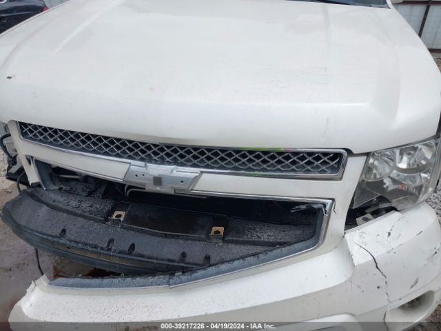 Photo 5 VIN: 1GNSCCE03BR360931 - CHEVROLET TAHOE 