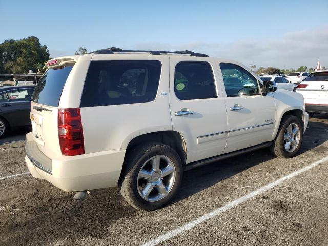 Photo 2 VIN: 1GNSCCE03ER131380 - CHEVROLET TAHOE 