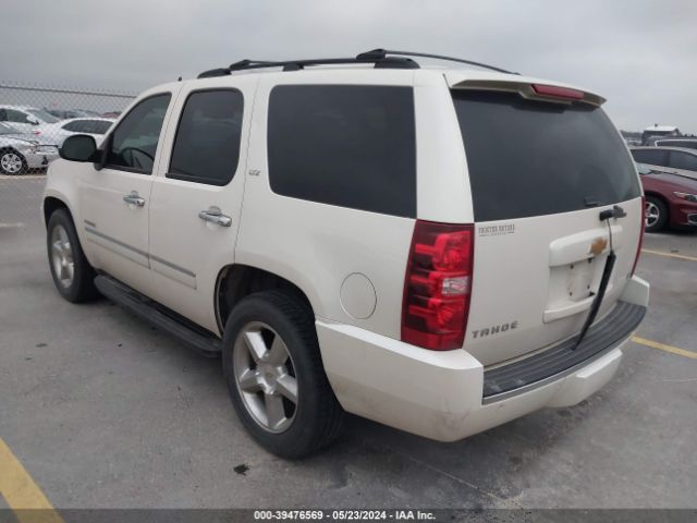 Photo 2 VIN: 1GNSCCE04CR100314 - CHEVROLET TAHOE 