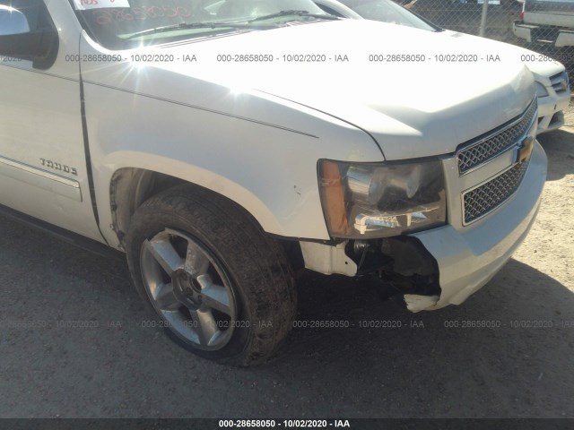 Photo 5 VIN: 1GNSCCE04DR120628 - CHEVROLET TAHOE 