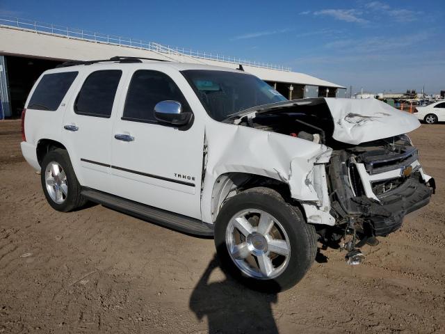 Photo 3 VIN: 1GNSCCE04DR190226 - CHEVROLET TAHOE 