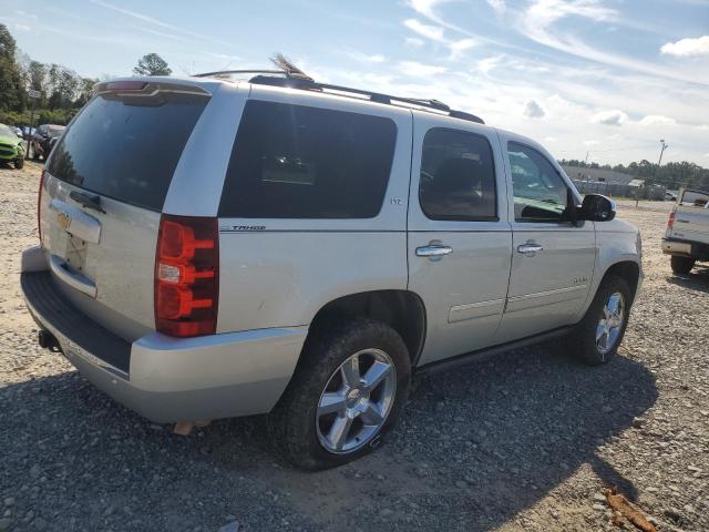 Photo 2 VIN: 1GNSCCE04DR375716 - CHEVROLET TAHOE C150 