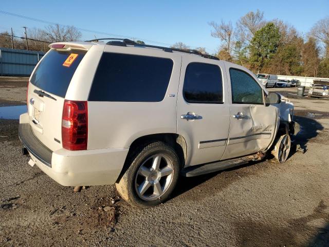 Photo 2 VIN: 1GNSCCE05BR287397 - CHEVROLET TAHOE 