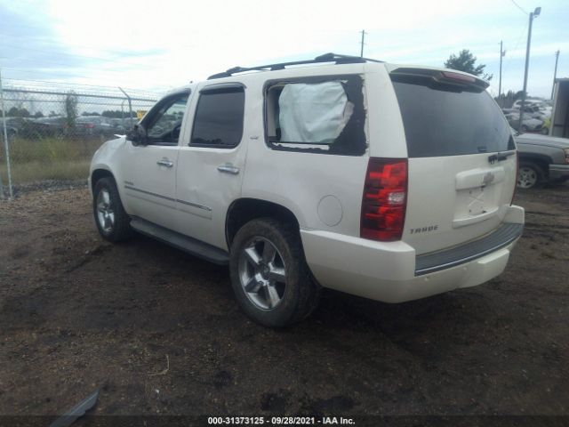 Photo 2 VIN: 1GNSCCE06BR362348 - CHEVROLET TAHOE 