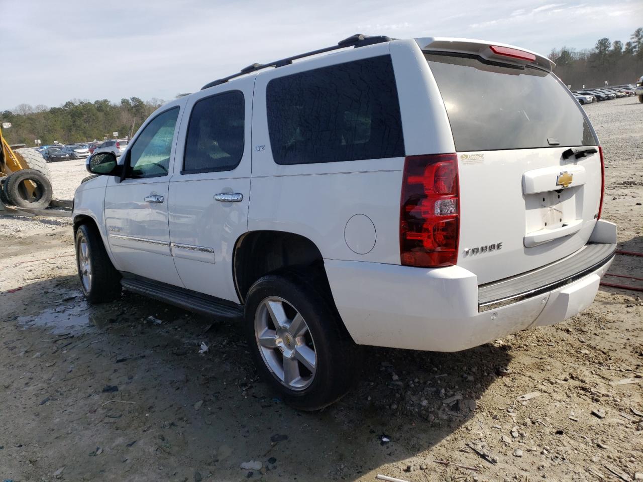 Photo 1 VIN: 1GNSCCE06BR380736 - CHEVROLET TAHOE 