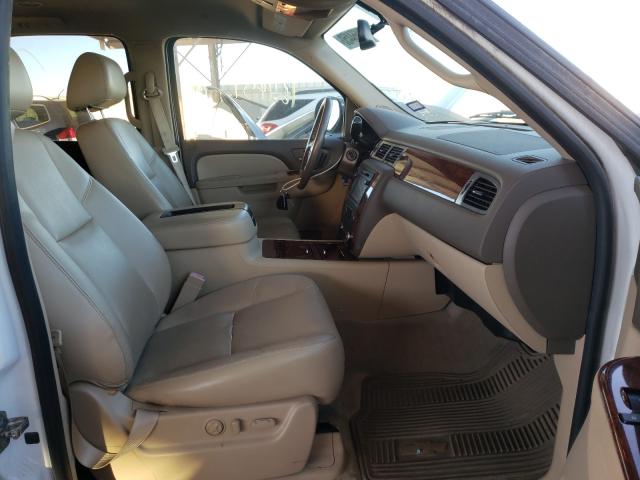 Photo 4 VIN: 1GNSCCE08DR372303 - CHEVROLET TAHOE C150 