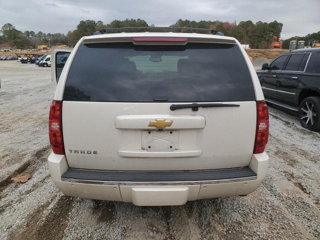 Photo 5 VIN: 1GNSCCE08DR379218 - CHEVROLET TAHOE 